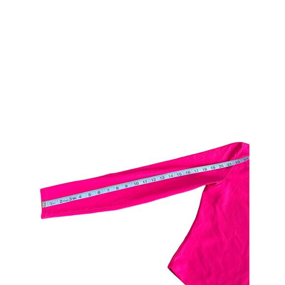 Aritizia Babaton Pink Contour V-Neck Body Hugging Long Sleeve Top‎ Size Medium - Picture 7 of 9